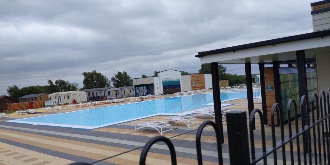 P&D'S Pearl Caravan At Tattershall Lakes Country Park Otel Dış mekan fotoğraf