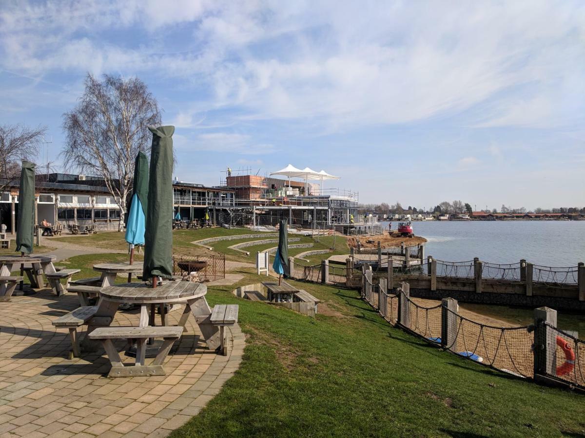 P&D'S Pearl Caravan At Tattershall Lakes Country Park Otel Dış mekan fotoğraf