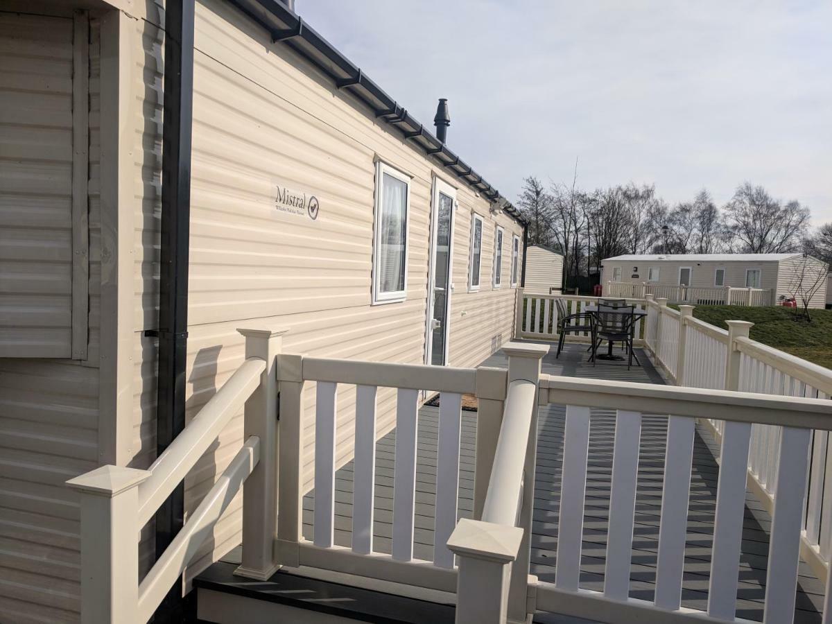 P&D'S Pearl Caravan At Tattershall Lakes Country Park Otel Dış mekan fotoğraf